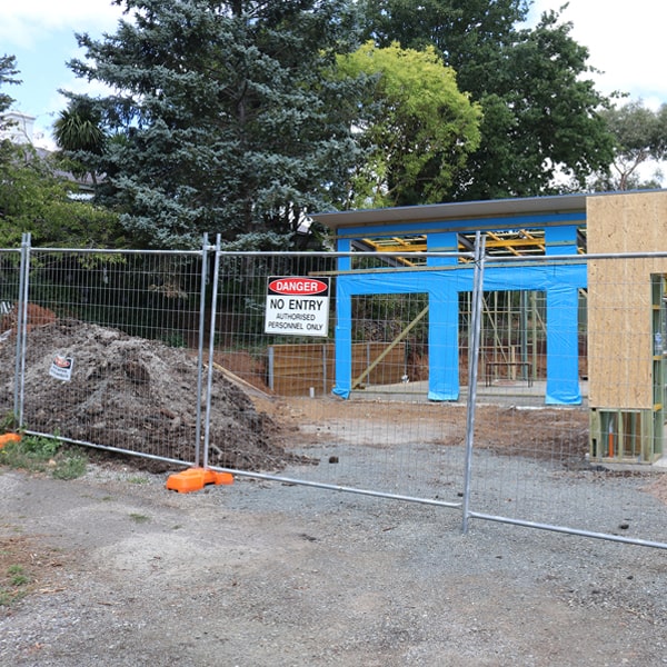 do you deliver and set up temporary fencing and what's the cost for these services in Anaheim